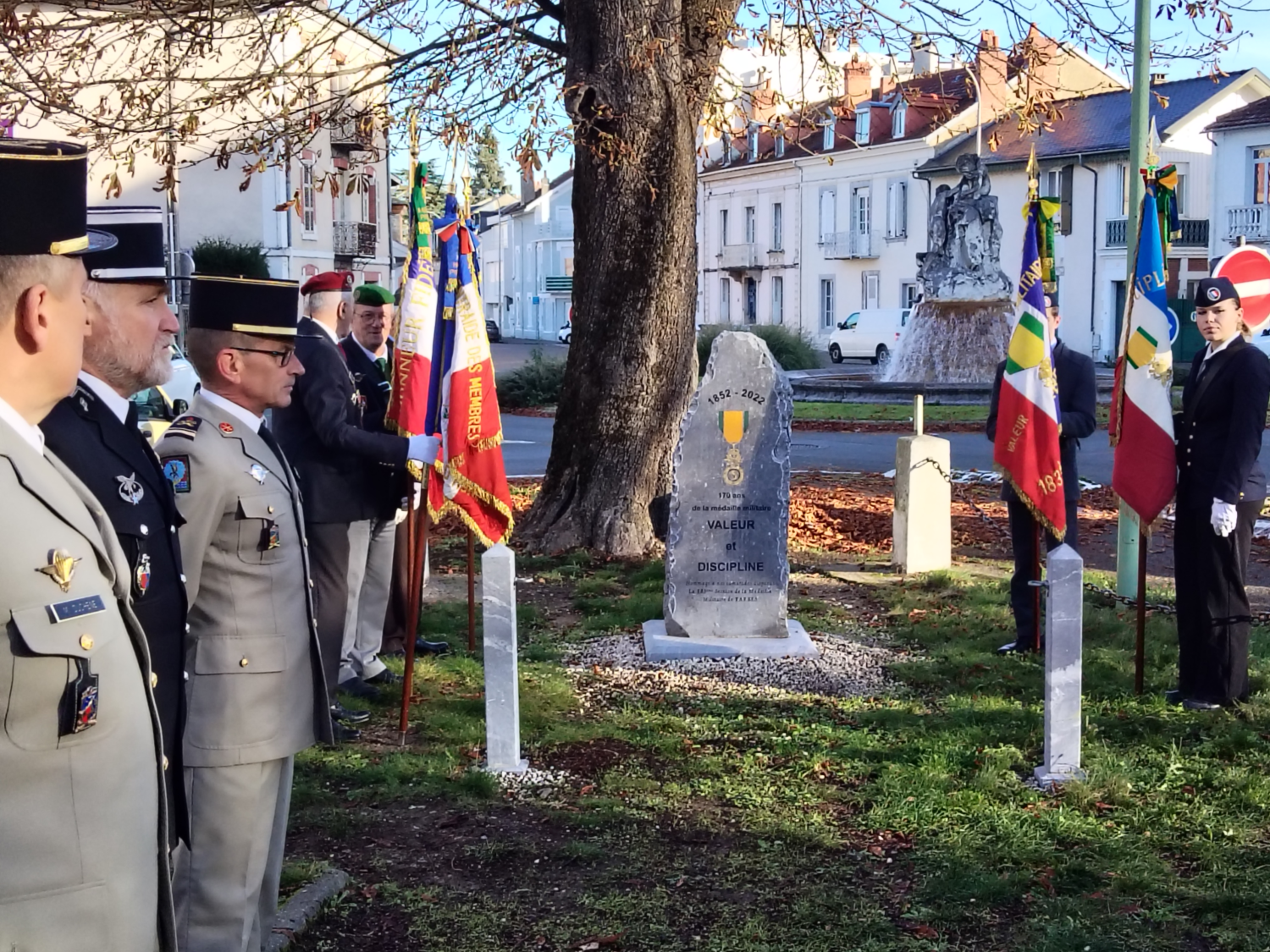 La stèle de la Médaille Militaire