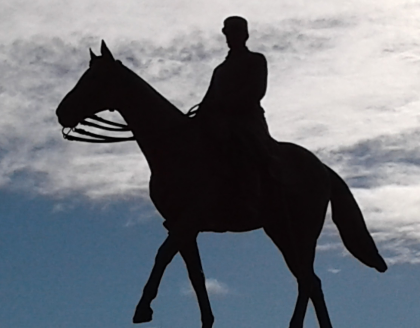 La statue du maréchal FOH à Tarbes (65)